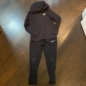 Nike Youth Small set.